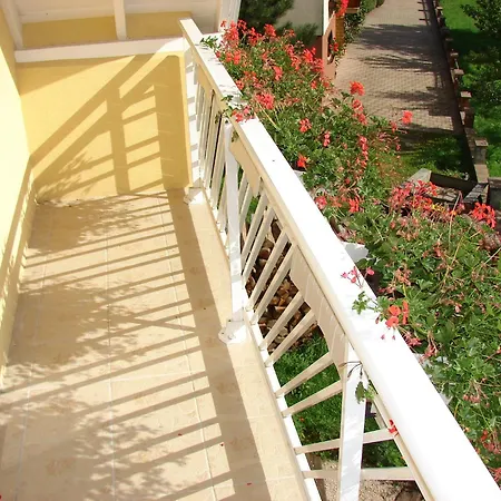 Holiday home Adossee A La Colline