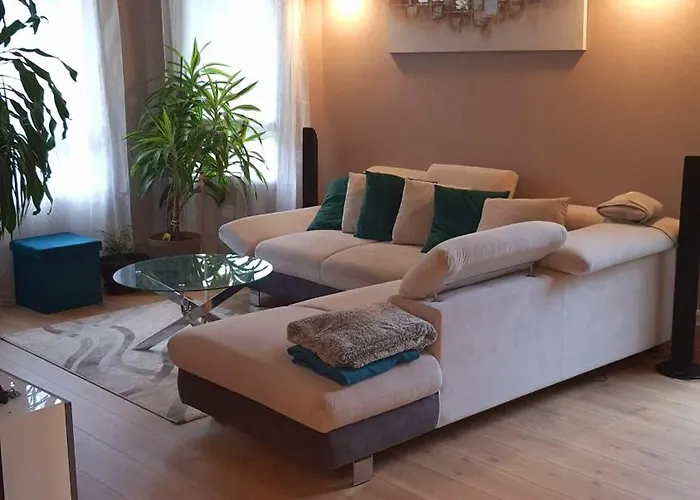 Nyaraló Adossee A La Colline *